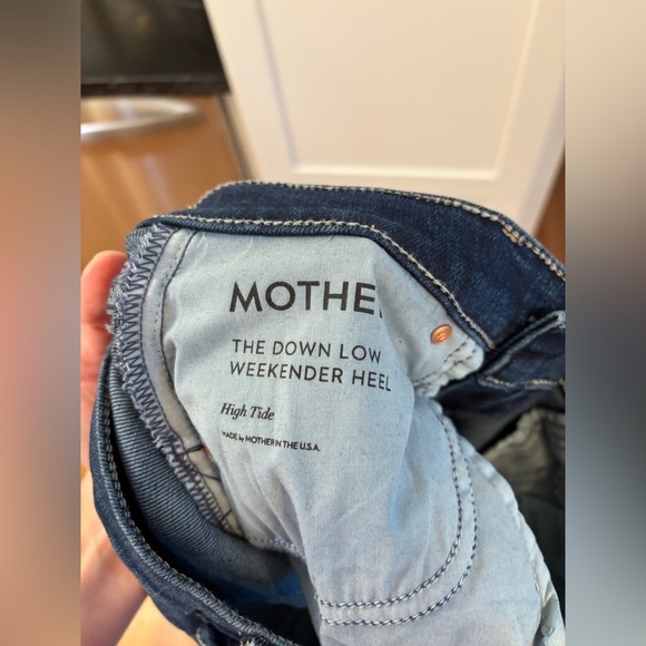 new Mother the down low weekend heel flare jeans in high tide dark wash - Picture 7 of 8